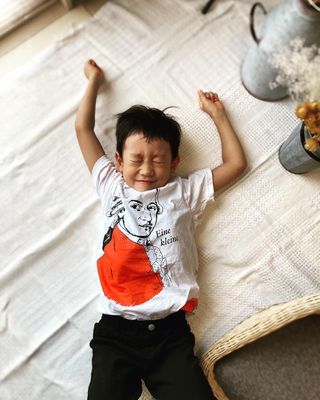 ERICO コラボ イラスト Tシャツ 半袖 江ノ電×OJICOコラボレーションTシャツに新デザイン登場！ | 有限