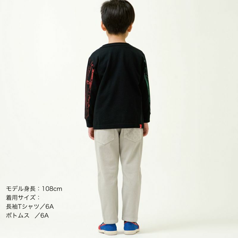 長袖Tシャツ（袖口リブ）「SLEEVE56」（スリーブ56）子供サイズ着用画像・後ろ
