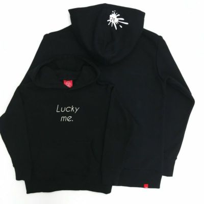 パーカ「LUCKY ME」（ラッキー・ミー）