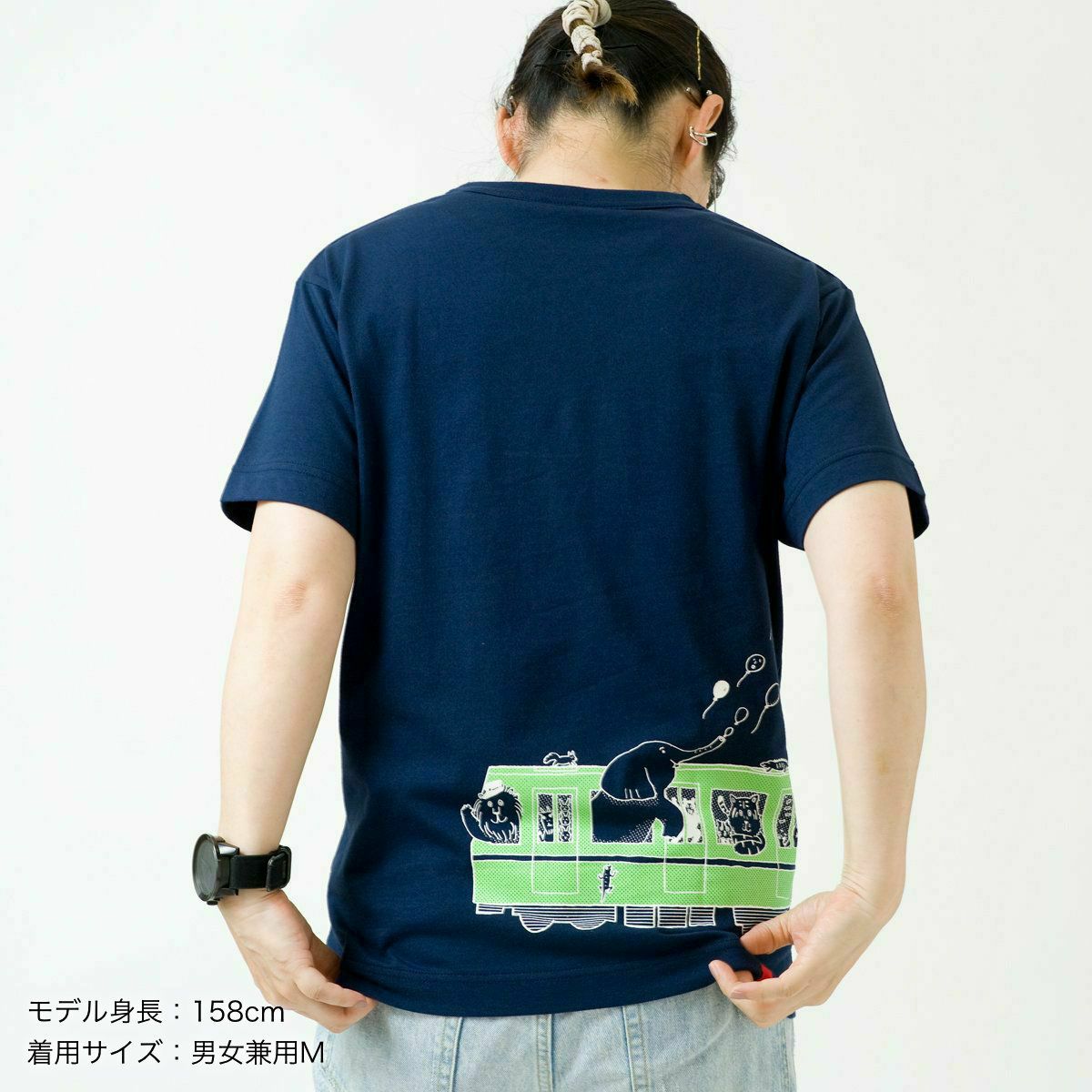 半袖Tシャツ「LET’S ZOO」（レッツズー）大人着用画像・後ろ