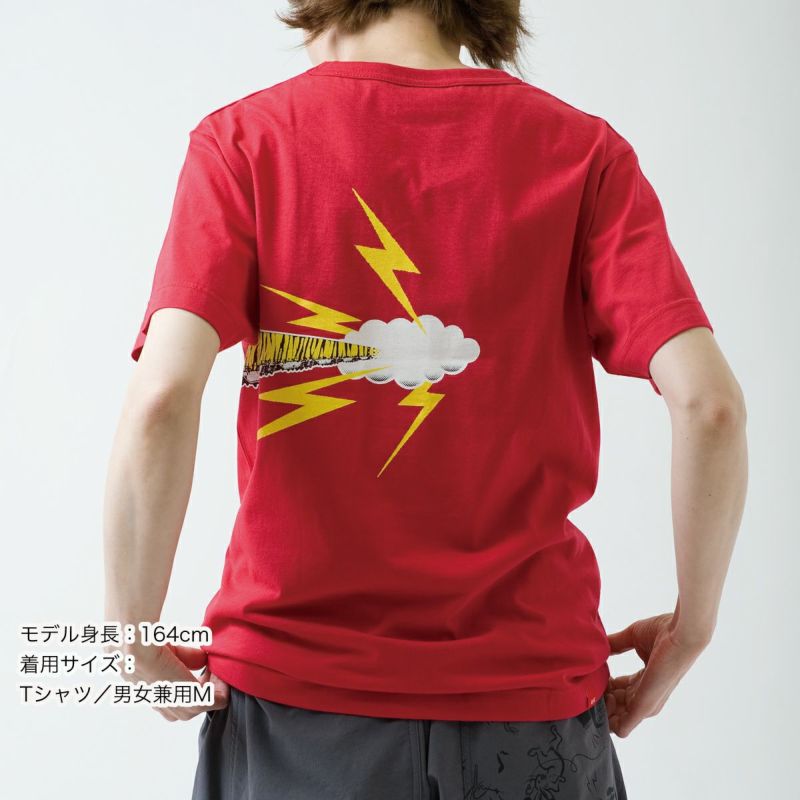 半袖Tシャツ「RED THUNDER」（レッドサンダー）大人サイズ着用画像・後ろ