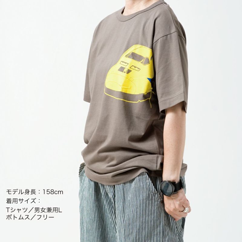半袖Tシャツ「DOCTORS」（ドクターズ）大人サイズ着用画像・前